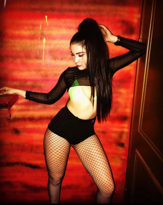Jenny - photo 7