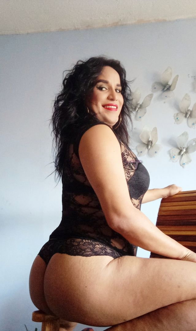 Lola Amanda Amaya - foto 16