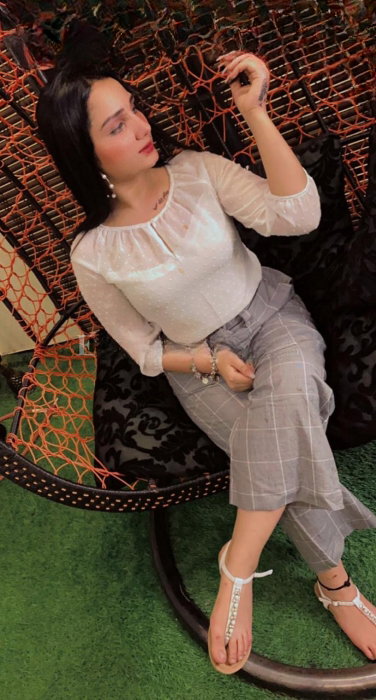 Neha - foto 2