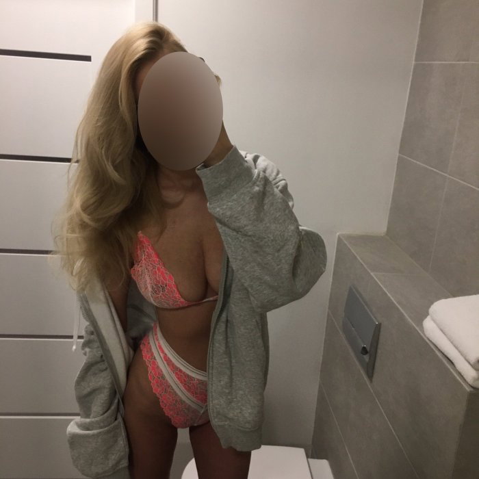 Julia - foto 2