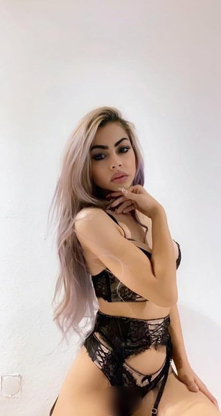 Aleksandra Nur Besuchbar - foto