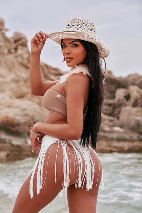 Karoline - foto 2