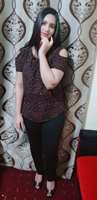 Arooj Khan - photo 2