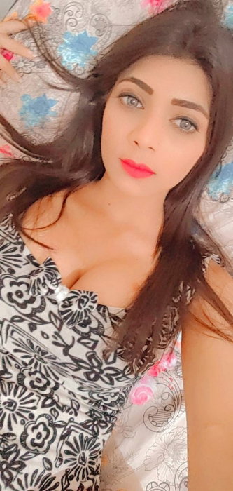 Pooja - foto