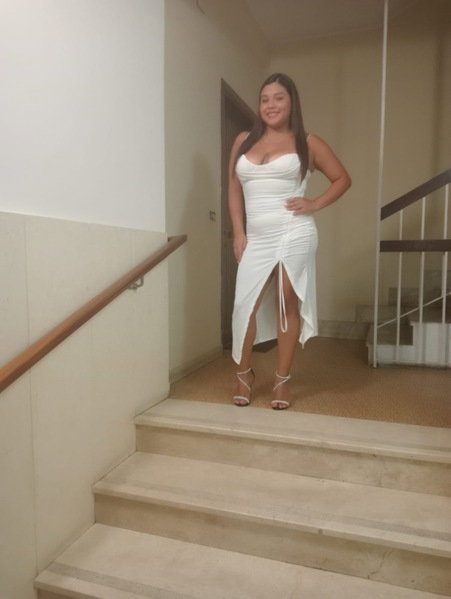 Daniela150 - photo