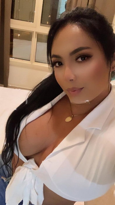Bella - photo