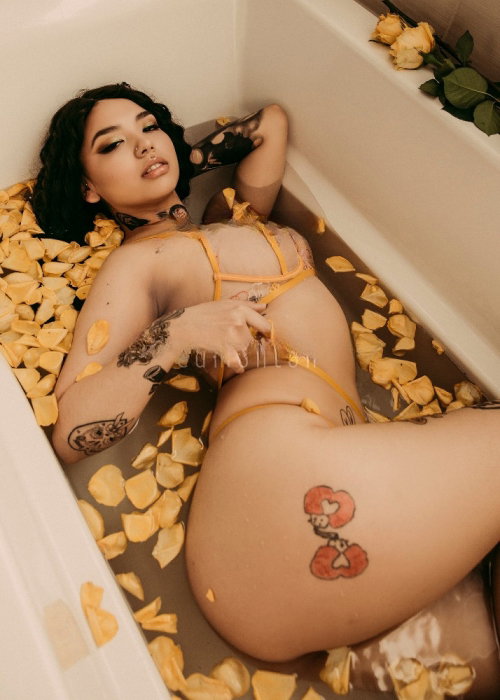 Nikkila Love - photo
