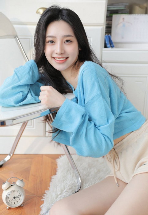 Nicole - photo