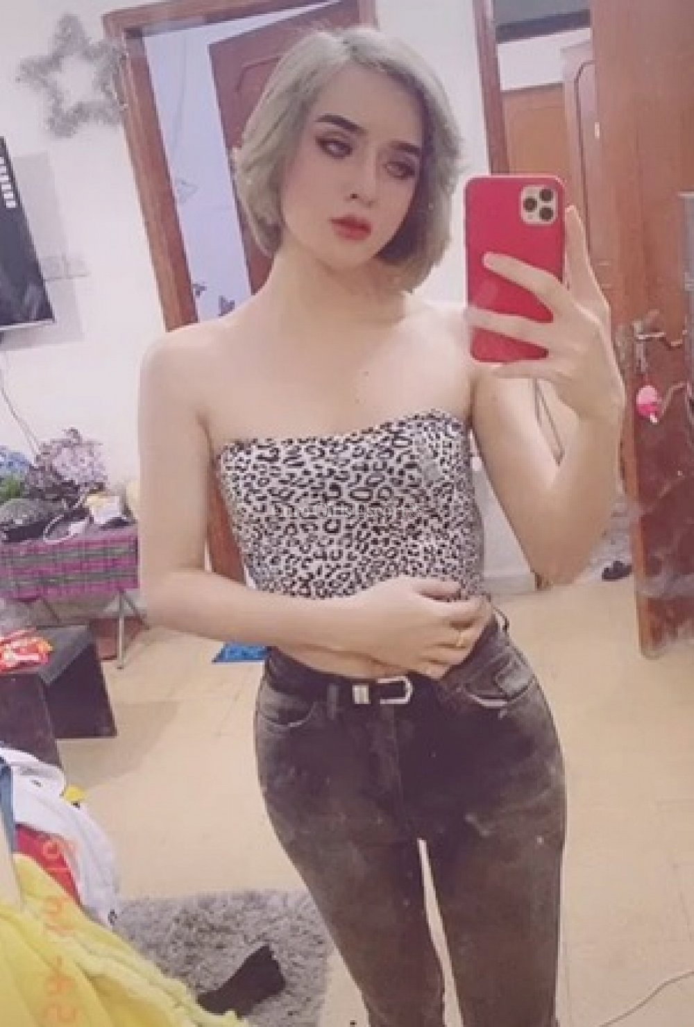 July Ladyboy - foto 5