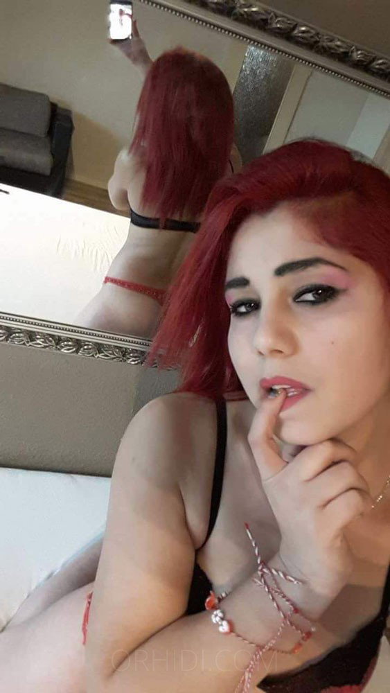 Pamela - photo