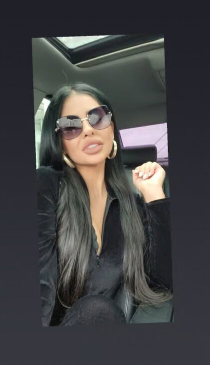 Julia398 - photo