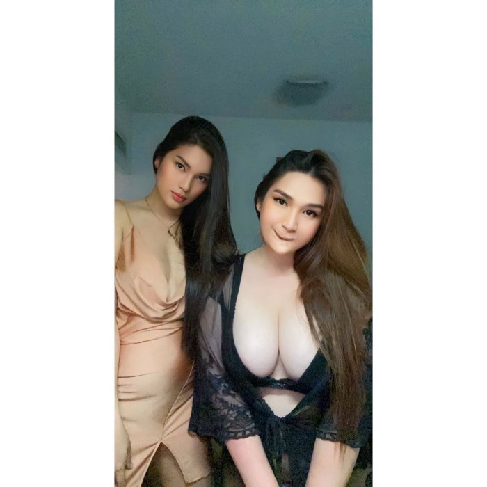 Helena & Alexandrea "duo with girl" - photo