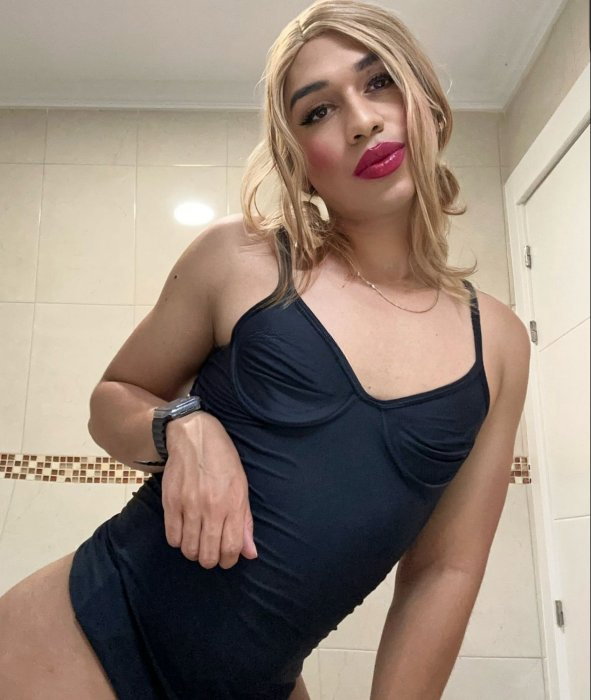 Pamela - photo 16
