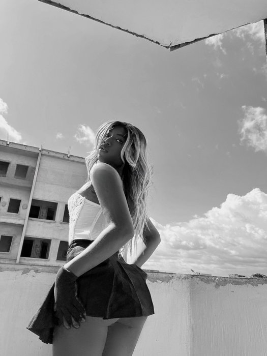 Jenny - photo 16