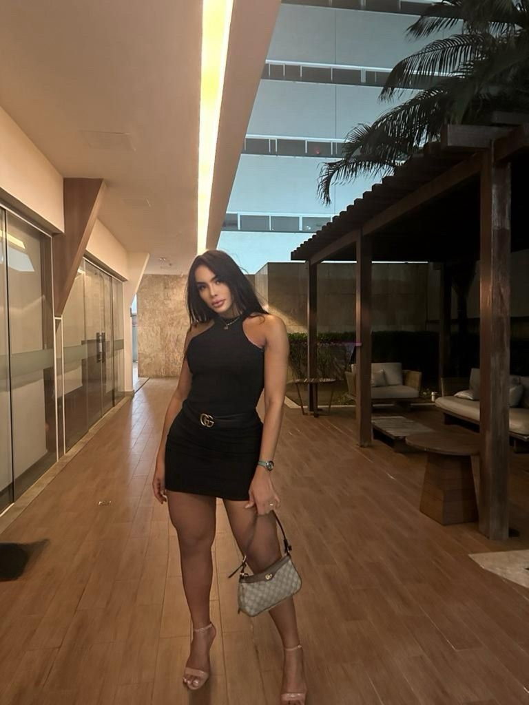Bianca Petrovicky - foto 5