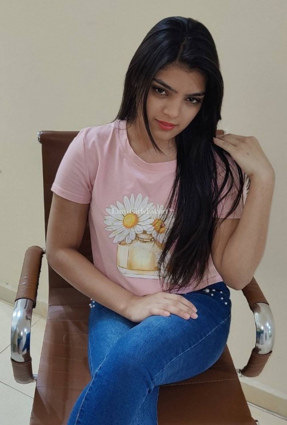 Nisha - photo