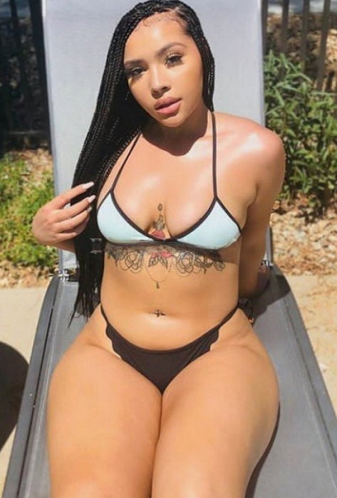Laura Vera - photo