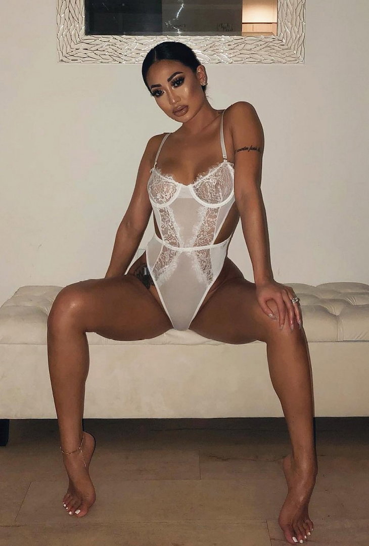 Alicia - photo 2