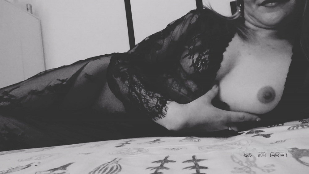 Elena - photo