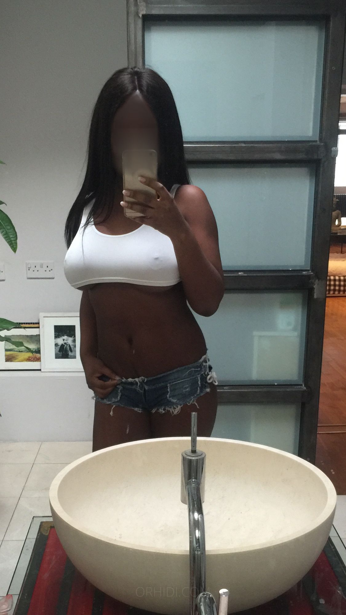 Farahdelaney - photo 32