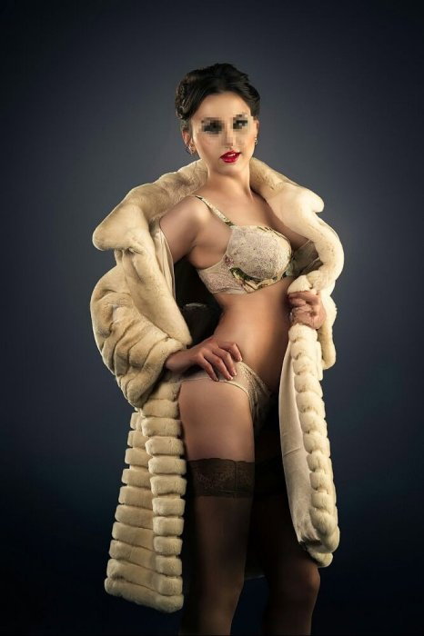 Alena - foto 4