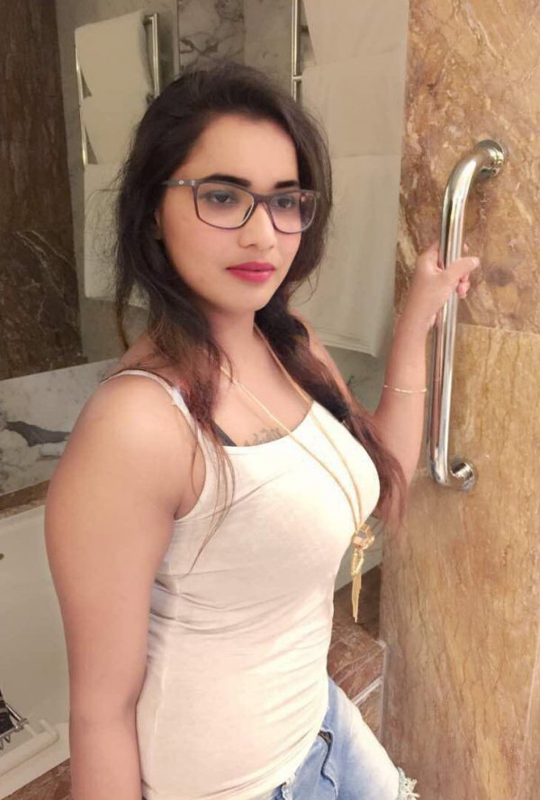 Komal - photo 3