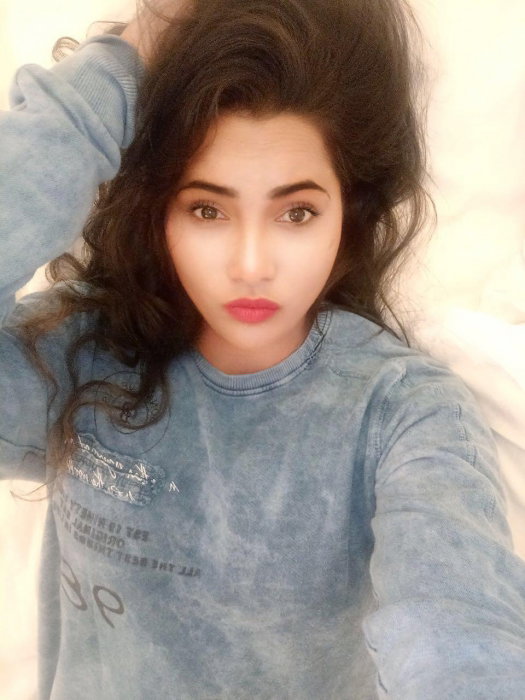 Komal - photo 6