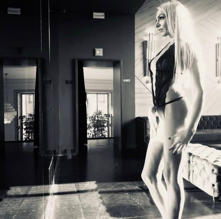 Monique - foto 2