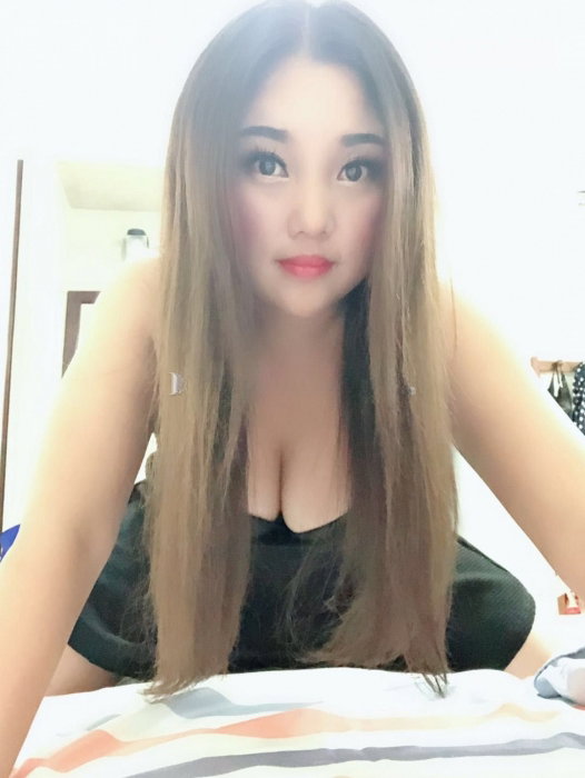 Young sexy girl - foto 5