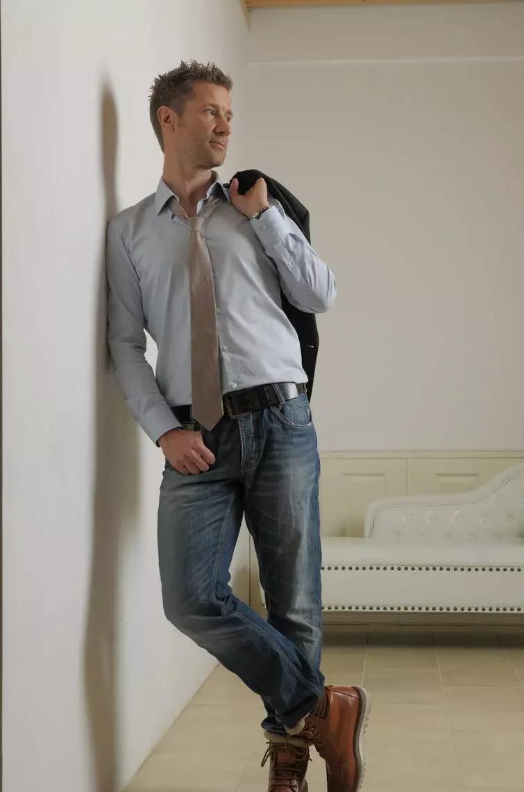 The Most Attractive And Stylish High Class Straight Male Escorts - photo