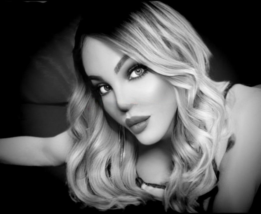 Gisele Bunn - photo