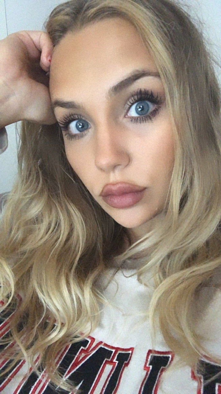 Subinka Hana - foto