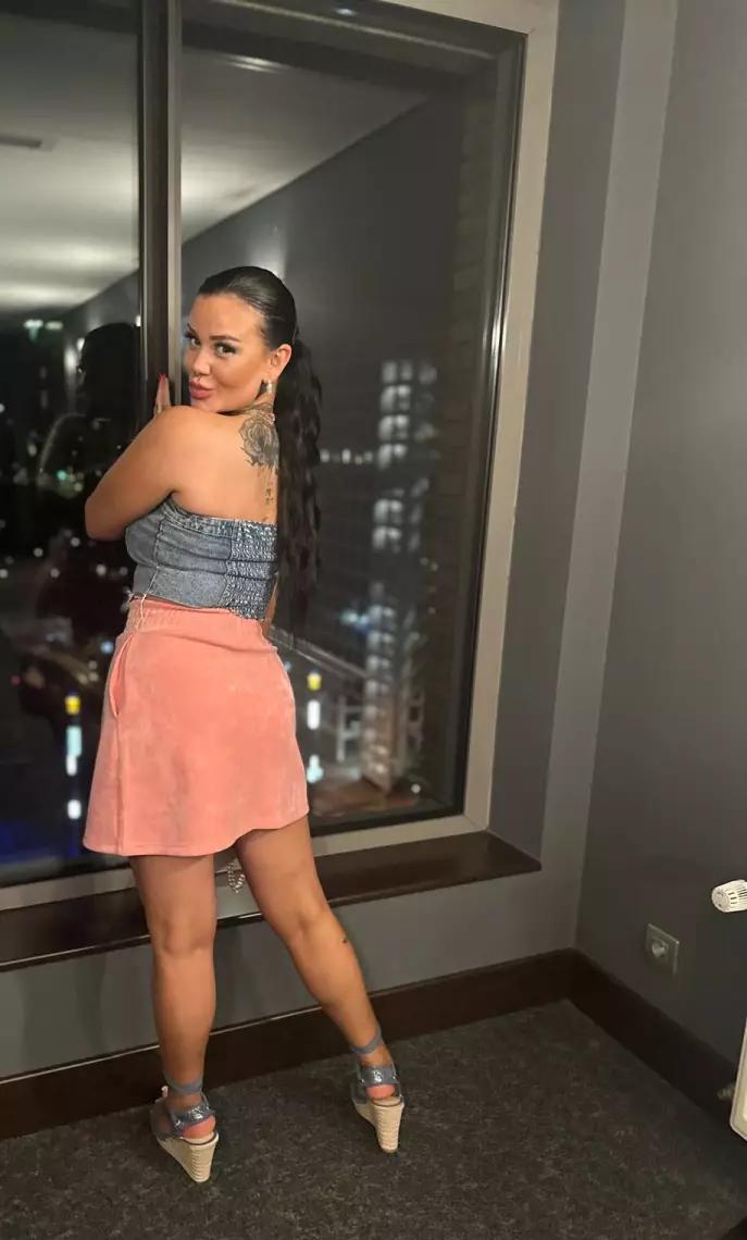 Nieuw Duitse Alessia Domina En Escort - photo