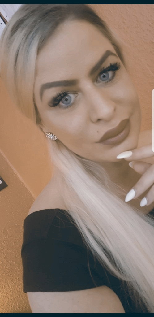 German Emily Curvy - photo