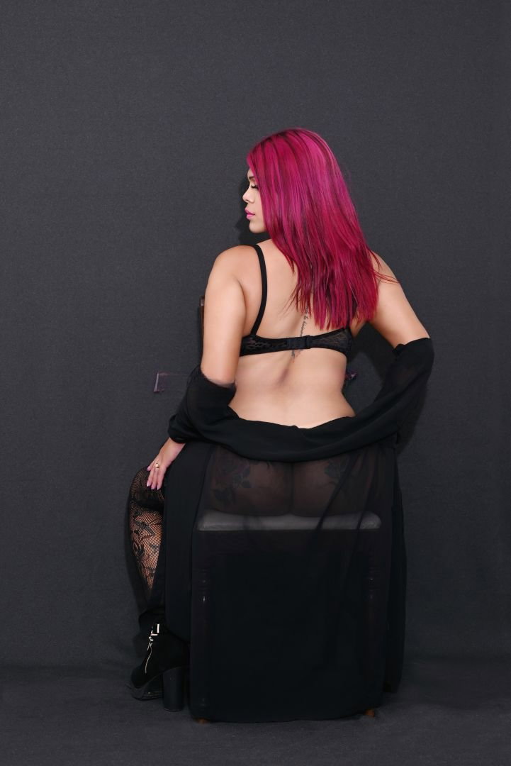 Nicole Leon - foto 10