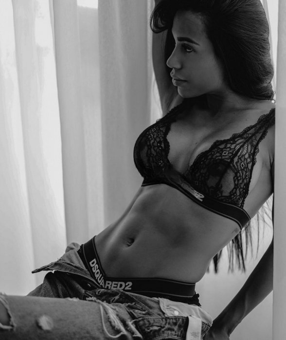 Nahia - foto