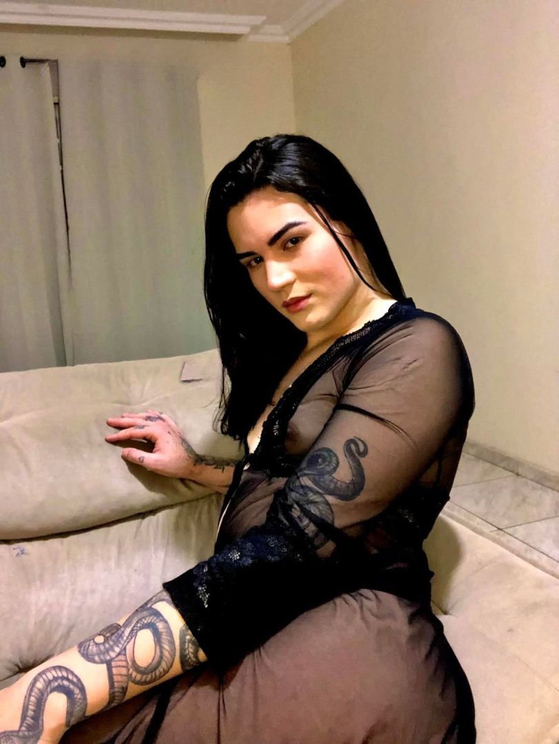 Camila Luzzon - photo