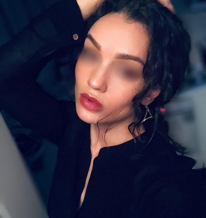 Riana - photo