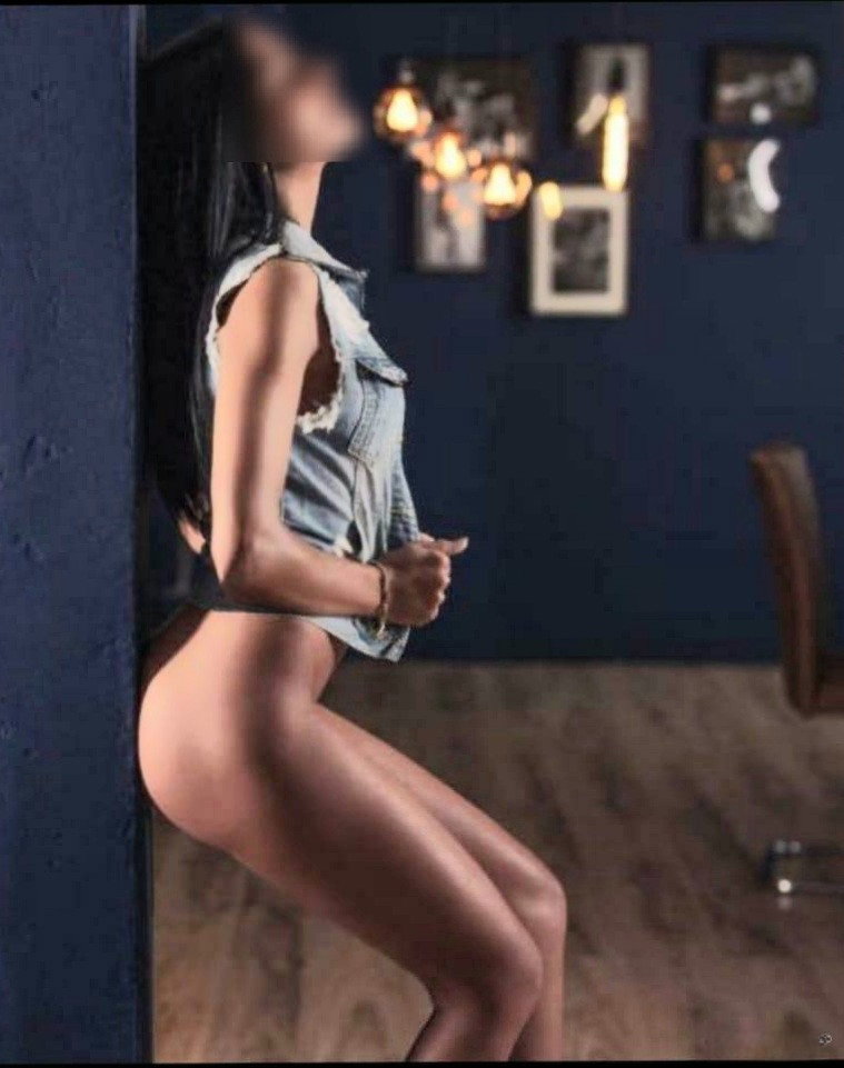 Nelly Tschechisches Frau Bis Freitag - photo 2
