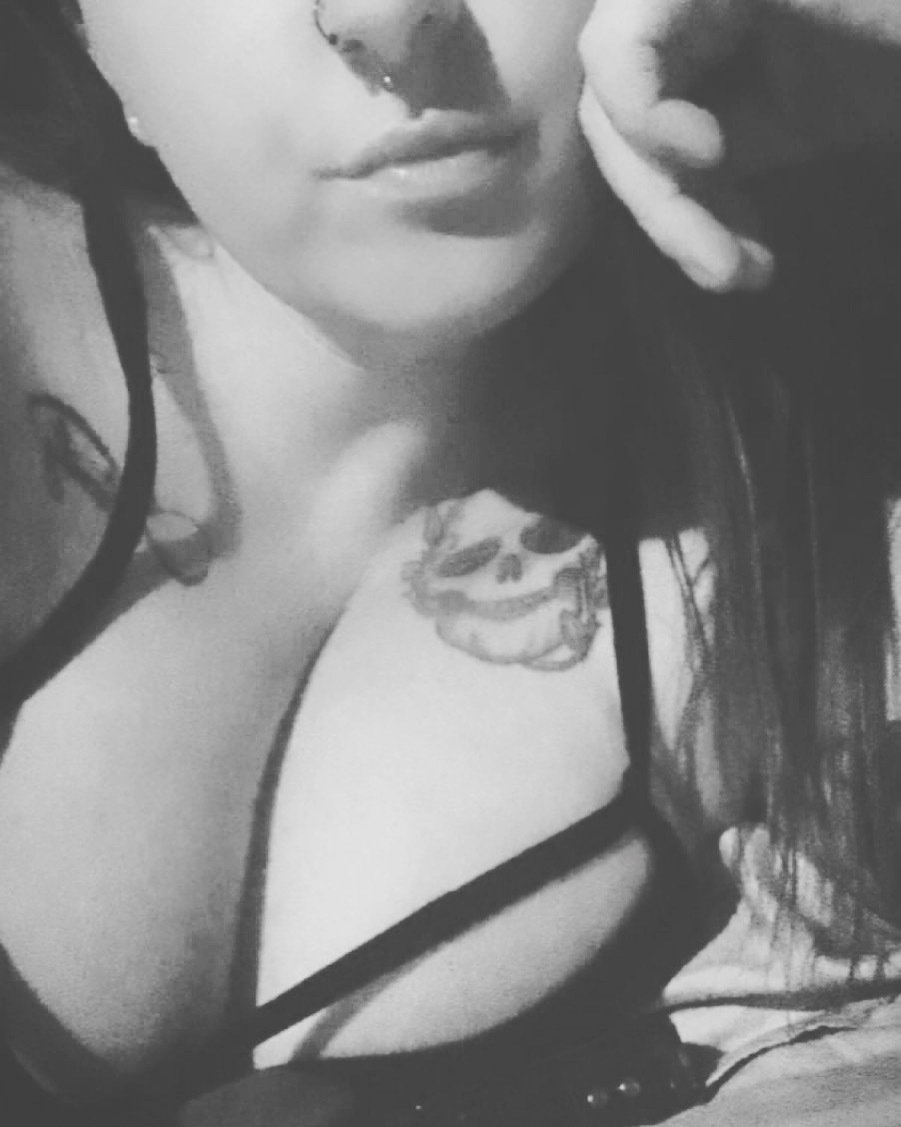 Farahdelaney - photo 3