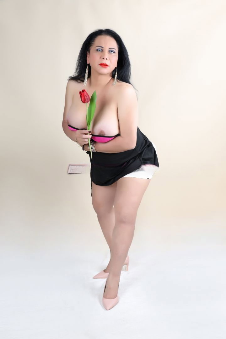 Camelia Herrera - photo 4